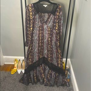Topshop, Size US 8, snake print dress